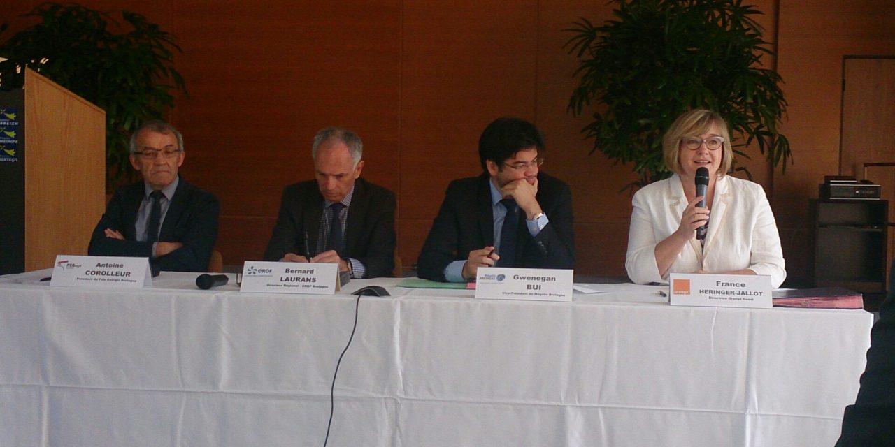 Haut débit: signature d’une déclaration d’intention en Bretagne