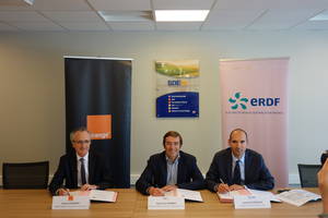 Fibre optique : nouvelle convention SDE 18, Orange et ERDF