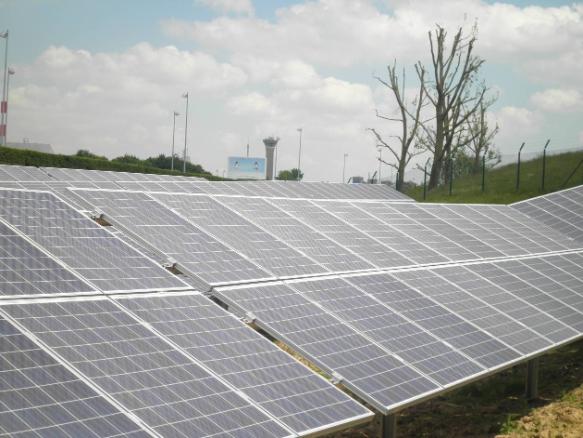 Une ferme solaire à Roissy CDG