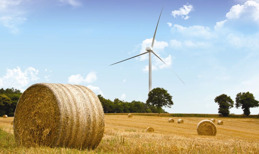 Eolien: inauguration du parc des Landes de Couesmé