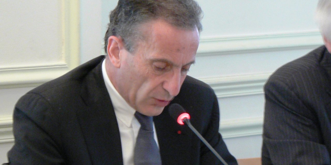 Henri Proglio critique les investissements des collectivités