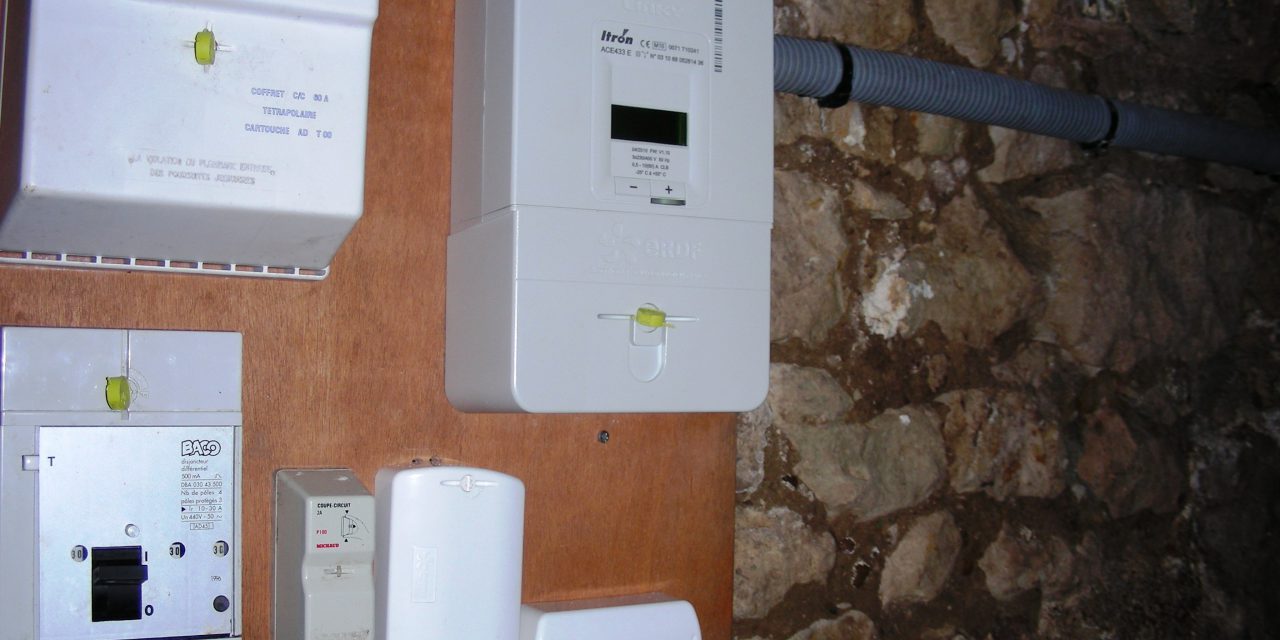 Compteurs communicants: l&rsquo;UFC dénonce un passage en force