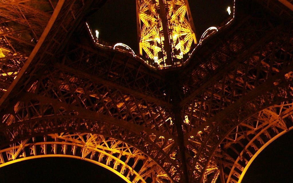 Le grand Paris, toujours ville lumière?