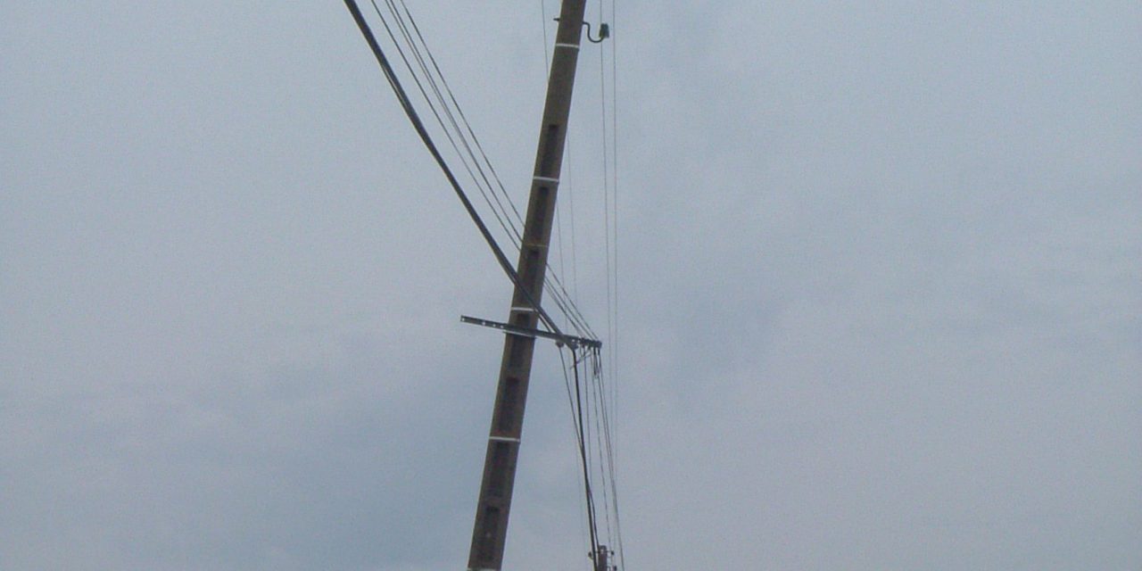 Tempête Xynthia: encore 49.700 foyers sans électricité