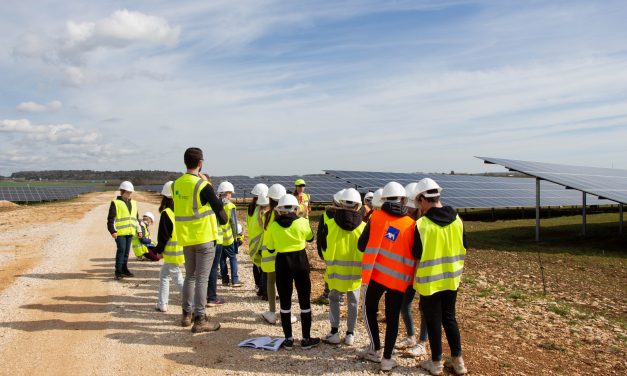 TE21 : les Ecoloustics de Selongey explorent des sites de production d’énergies renouvelables